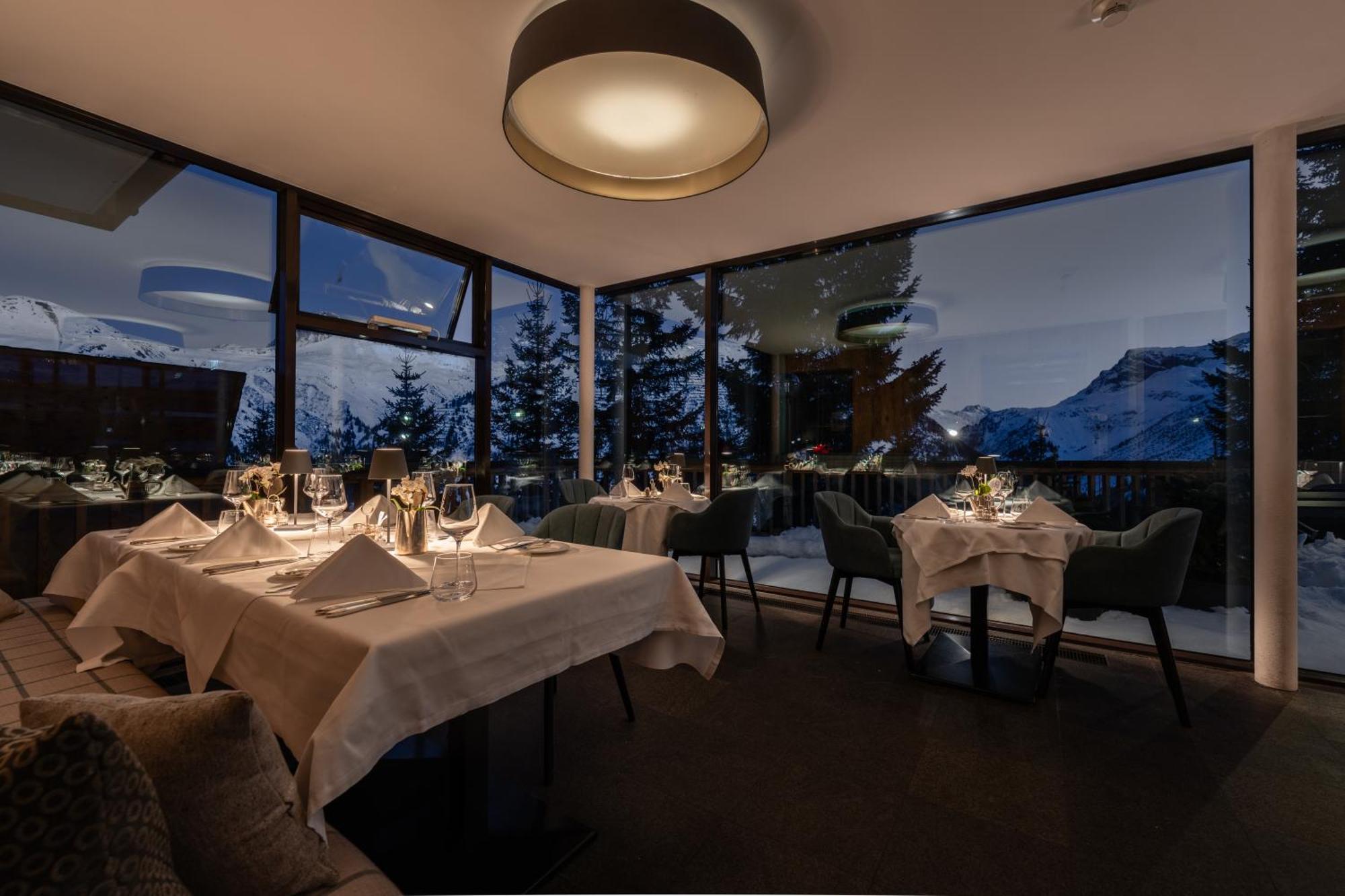 Hotel Burgwald - Ski In & Ski Out Lech Buitenkant foto